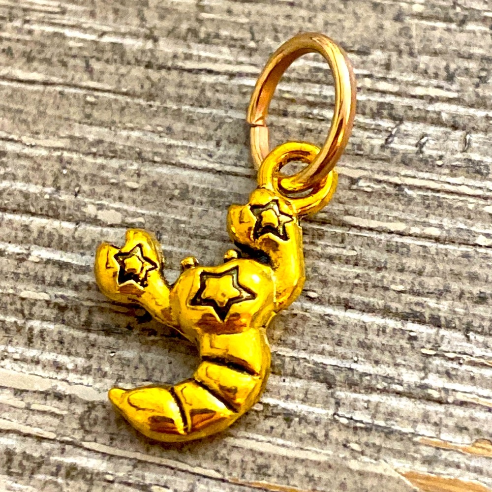 5/$10❤️❤️❤️NEW BRASS CRAB CHARM PENDANT